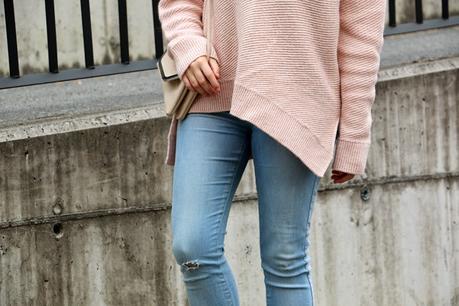 outfit_primavera-jersey_rosa-jeans_rotos-blog_moda_bilbao