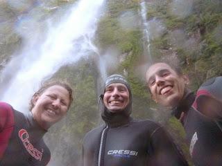 SUBMARINISMO EN MILFORD SOUND (PIOPIOTAHI)