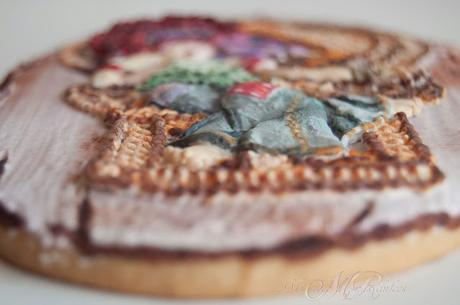 GALLETA DECORADA 2D, CHICA SENTADA EN ASIENTO DE MIMBRE (TUTORIAL)