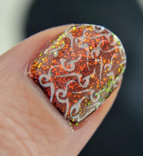 Manicura de la semana / Nails of the Week: INNISFREE Autumn Leaves Manicura de la semana / Nails of the Week: INNISFREE Autumn Leaves