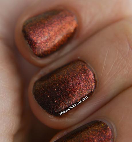 Manicura de la semana / Nails of the Week: INNISFREE Autumn Leaves Manicura de la semana / Nails of the Week: INNISFREE Autumn Leaves