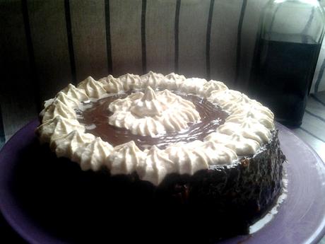 TARTA SACHER.. CON SIROPE DE LICOR CAFÉ CASERO .....SIN PALABRAS