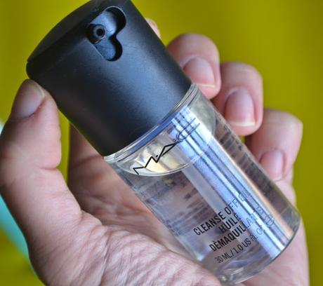 Usando aceites para sacar el make ( Double Cleasing) Usando aceites para sacar el make ( Double Cleasing)