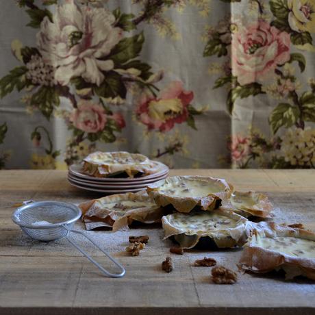 TARTALETAS DE CREMA CON NUECES
