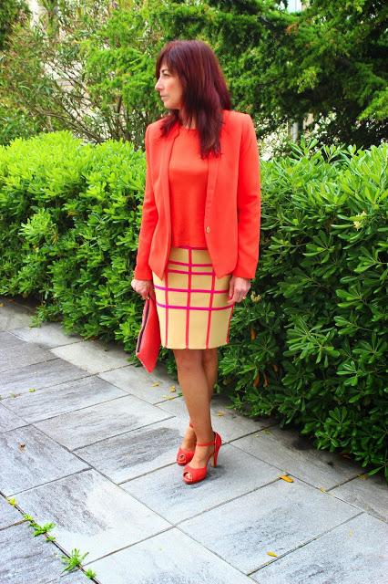 MIS LOOKS - MI CUMPLE Y FALDA LÁPIZ NEOPRENO TERIA YABAR