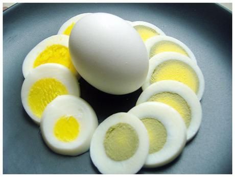COMO COCER UN HUEVO SIN QUE SE ROMPA huevos-verdes-im