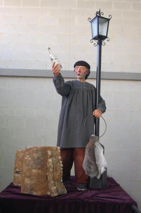 Imagen del paso de Genarín que recorre las calles del Barro Húmedo de León el Jueves Santo.  GENARIN.ES