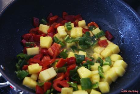 Pollo con piña en salsa agridulce