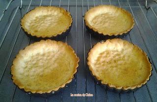 Tartaletas de almendra con piña