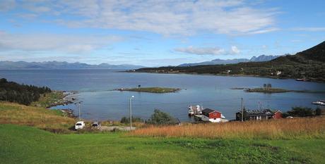 Lofoten: una vez en la vida Myrlandsfjorden visto desde mi terraza