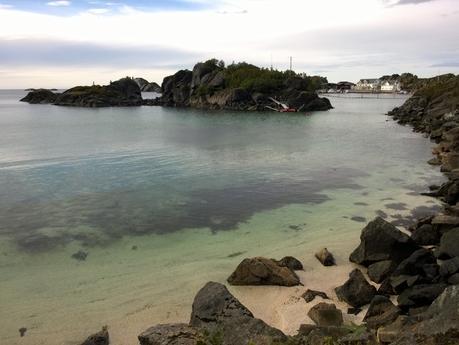 Una nostalgia de los últimos elfos Playa junto al hotel Hamn i Senia