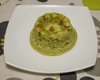 Pudin de calabacín y jamón serrano en microondas