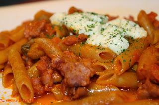 Macarrones en salsa ragú