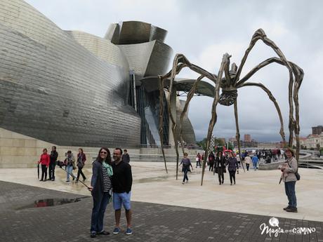 Un bebé suelto en el Museo Guggenheim de Bilbao 12-2