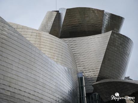 Un bebé suelto en el Museo Guggenheim de Bilbao 12