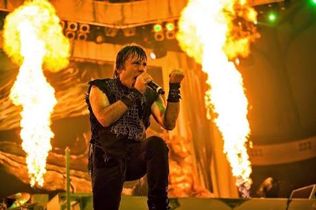 Bruce Dickinson, cantante de Iron Maiden curado de su cáncer de lengua
