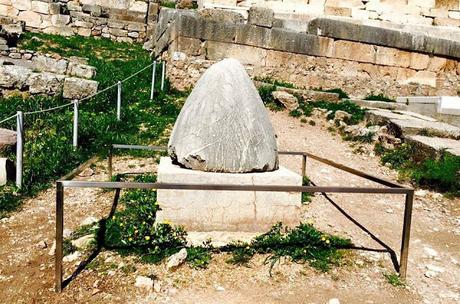 Delfos: ombligo, oráculo y musas