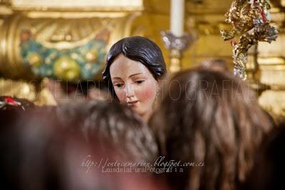 Galería fotográfica del Devoto Besamanos de la Divina Pastora y traslado al camarín en Solemne Procesión Claustral