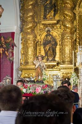 Galería fotográfica del Devoto Besamanos de la Divina Pastora y traslado al camarín en Solemne Procesión Claustral