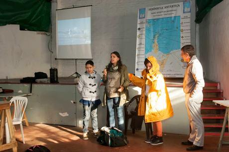 PRIMERA DISERTACION SOBRE LA ANTÁRTIDA DEL CICLO 2015