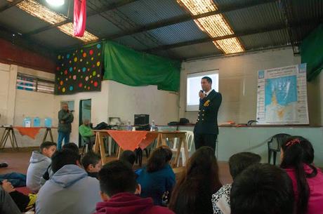 PRIMERA DISERTACION SOBRE LA ANTÁRTIDA DEL CICLO 2015