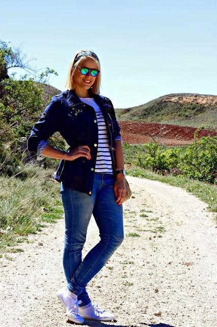 Parka azul marino