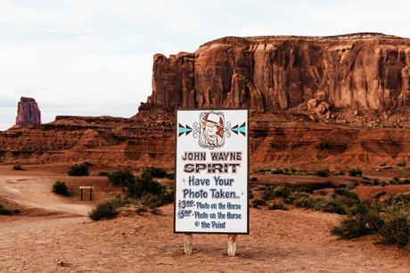 Monument_Valley-Utah-Collage_Vintage-USA_Road_Trip-20