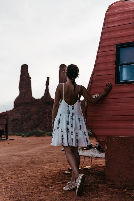 Monument_Valley-Utah-Collage_Vintage-USA_Road_Trip-1