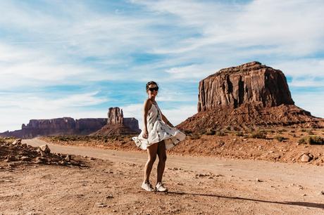 Monument_Valley-Utah-Collage_Vintage-USA_Road_Trip-133