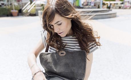 STRIPED DRESS STRIPED DRESS