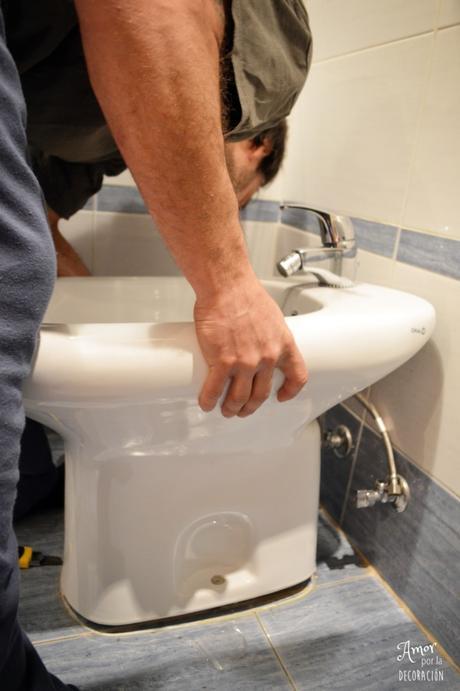 EL TUNEO DE MI BAÑO: DIY COMO SACAR UN BIDET Y UN LAVABO (Capítulo 3)