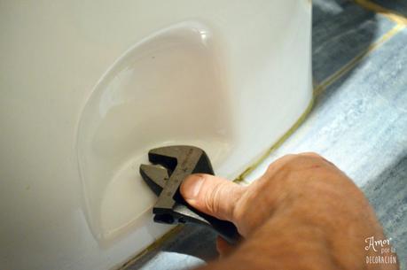 EL TUNEO DE MI BAÑO: DIY COMO SACAR UN BIDET Y UN LAVABO (Capítulo 3)