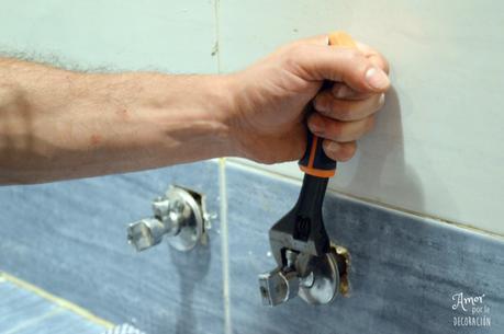 EL TUNEO DE MI BAÑO: DIY COMO SACAR UN BIDET Y UN LAVABO (Capítulo 3) EL TUNEO DE MI BAÑO: DIY COMO SACAR UN BIDET Y UN LAVABO (Capítulo 3)