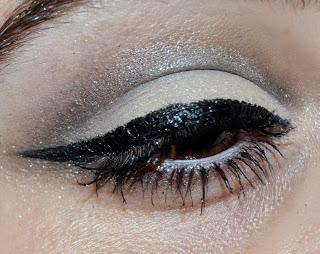 Makeup Of the Day ~ Adorando los delineados ~ Drama drama drama! Makeup Of the Day ~ Adorando los delineados ~ Drama drama drama!