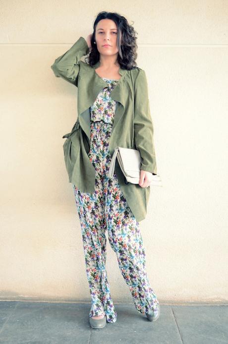 Flowers jumpsuit & Khaki trench (5)