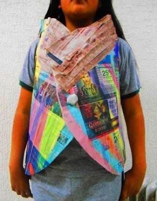 Prendas con  periódico ( chaleco colorido )