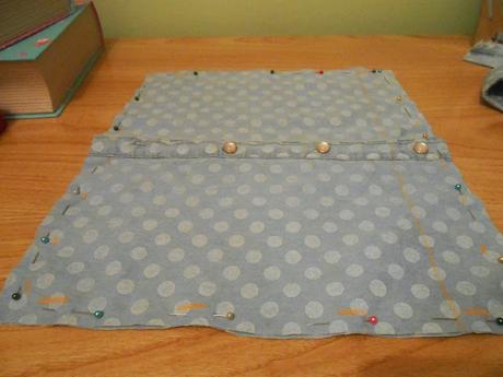 Diy: recicla una blusa y conviértela en un cojín