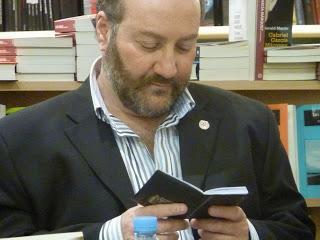 LECTURA DEL POETA THEODORO ELSSACA LECTURA DEL POETA THEODORO ELSSACA