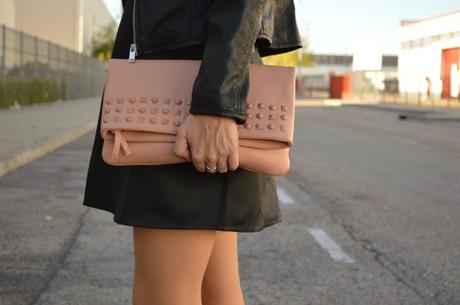 #LOOK. ROCK LBD