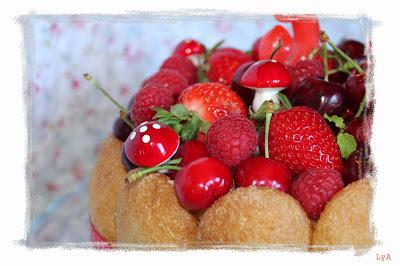 Charlotte cake de vainilla, lemon curd y frutos rojos... para el Tercer cumpleaños de Desafío en la Cocina