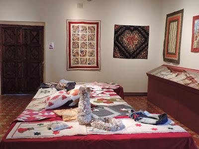 EXPOSICIÓN  TRABAJOS AMAS DE CASA DE ALAQUÀS (PINTURA Y PATCHWORK)