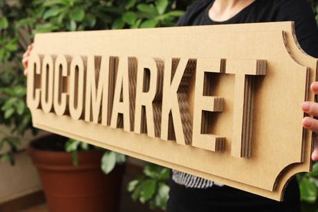 cocomarket, letrero carton, letras carton, mercado ecologico, sostenible, reciclaje, talleres, madrid