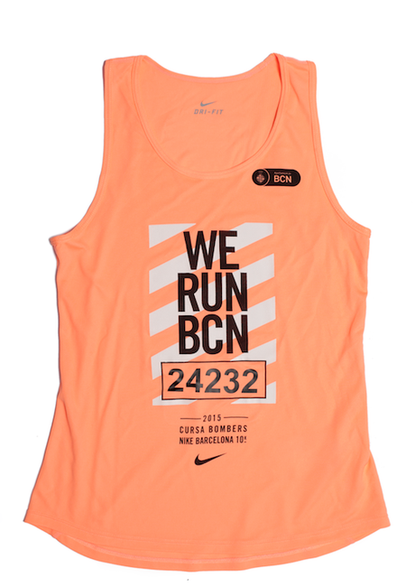 chica nike1 Habemus camiseta: #WeRunBcn / Cursa dels Bombers  Nike 2015