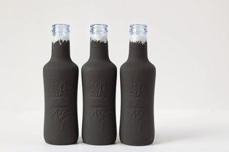 diy-botellas-de-cristal-pintura-pizarra-florero