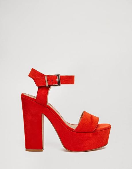 Tacones altos cuadrados