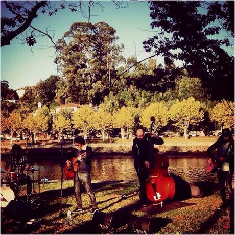 FOLK AMERICANO DESDE LA OTRA ORILLA