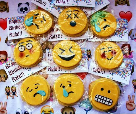 Emoticons Cookies
