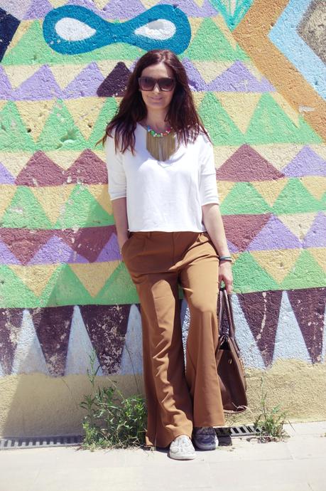 Pantalón estilo palazzo