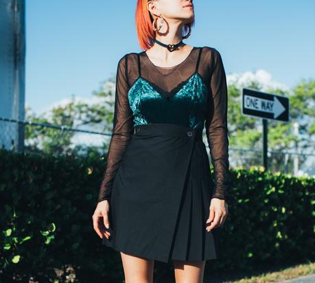 amintaonline-pleated-skirt-american-apparel-2