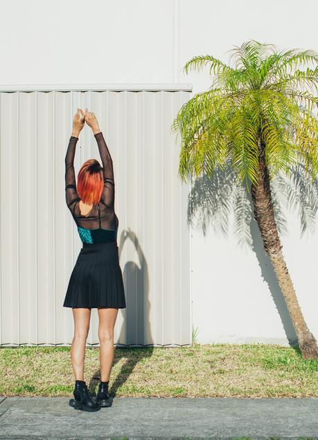 amintaonline-pleated-skirt-american-apparel-8